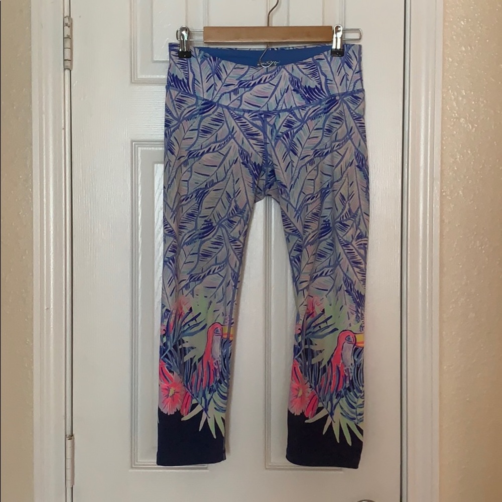 LUXLETIC 21" JOLENA WEEKENDER CROPPED LEGGING